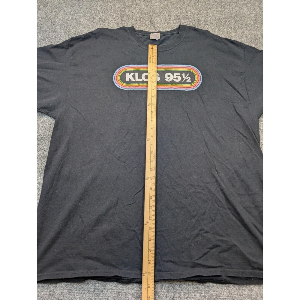 Port & Company Shirt Mens 2XL Black KLOS 95½ Radio Logo Graphic Tee Retro - Picture 3 of 5